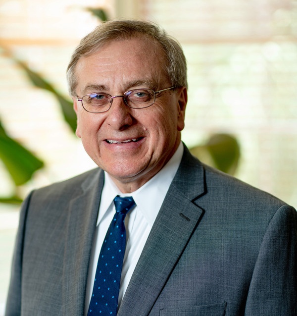 DR. W. Kent Fuchs